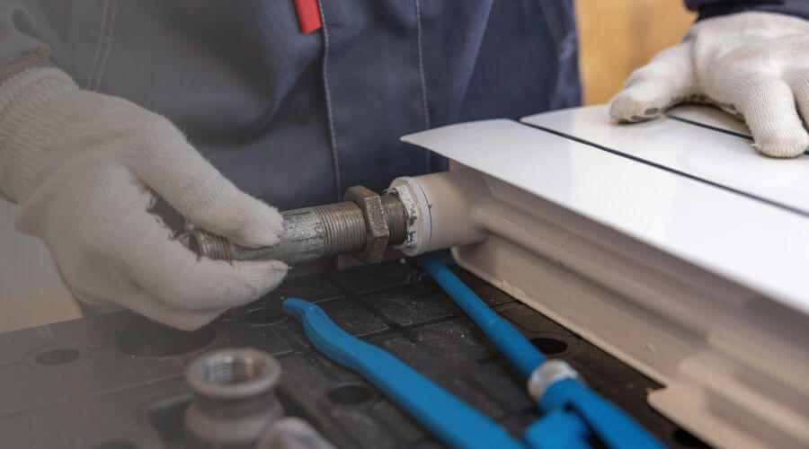 Expert burst pipe repair services in Lorimor, IA